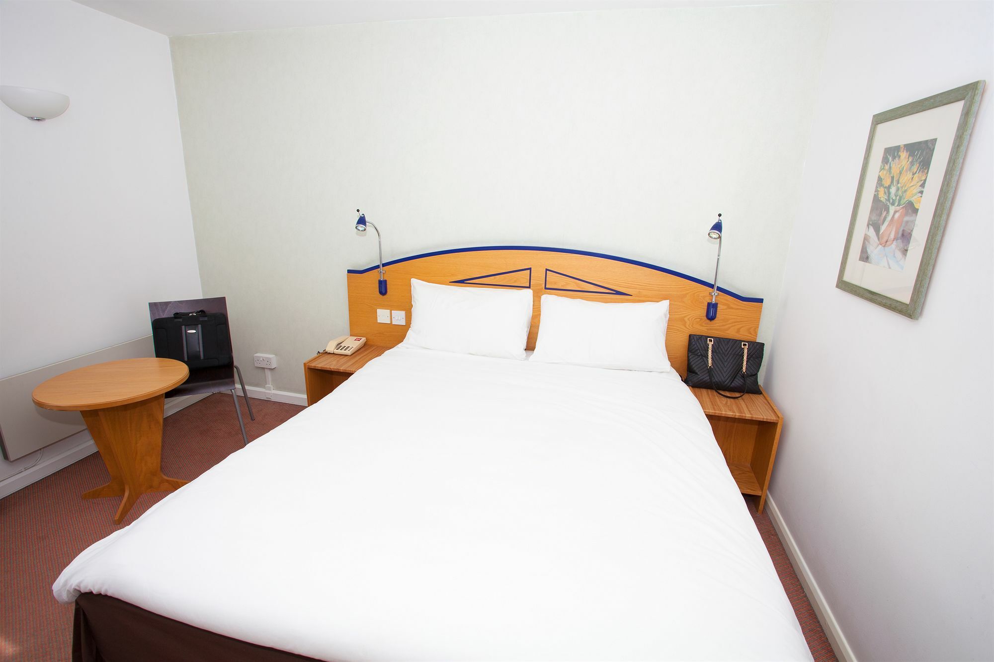 Ibis Cardiff Gate - International Business Park Hotell Exteriör bild